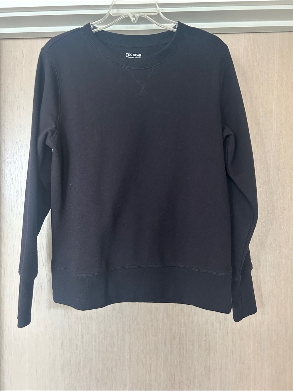 Tek Gear Men’s Black Crewneck Sweatshirt